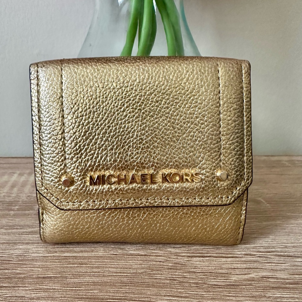Michael Kors Gold Women's wallet
